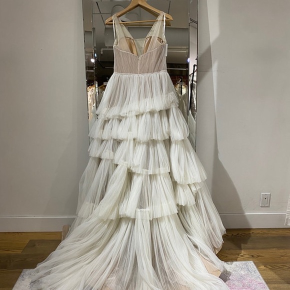 WToo by Watters ruffled wedding gown - never worn - Picture 4 of 4